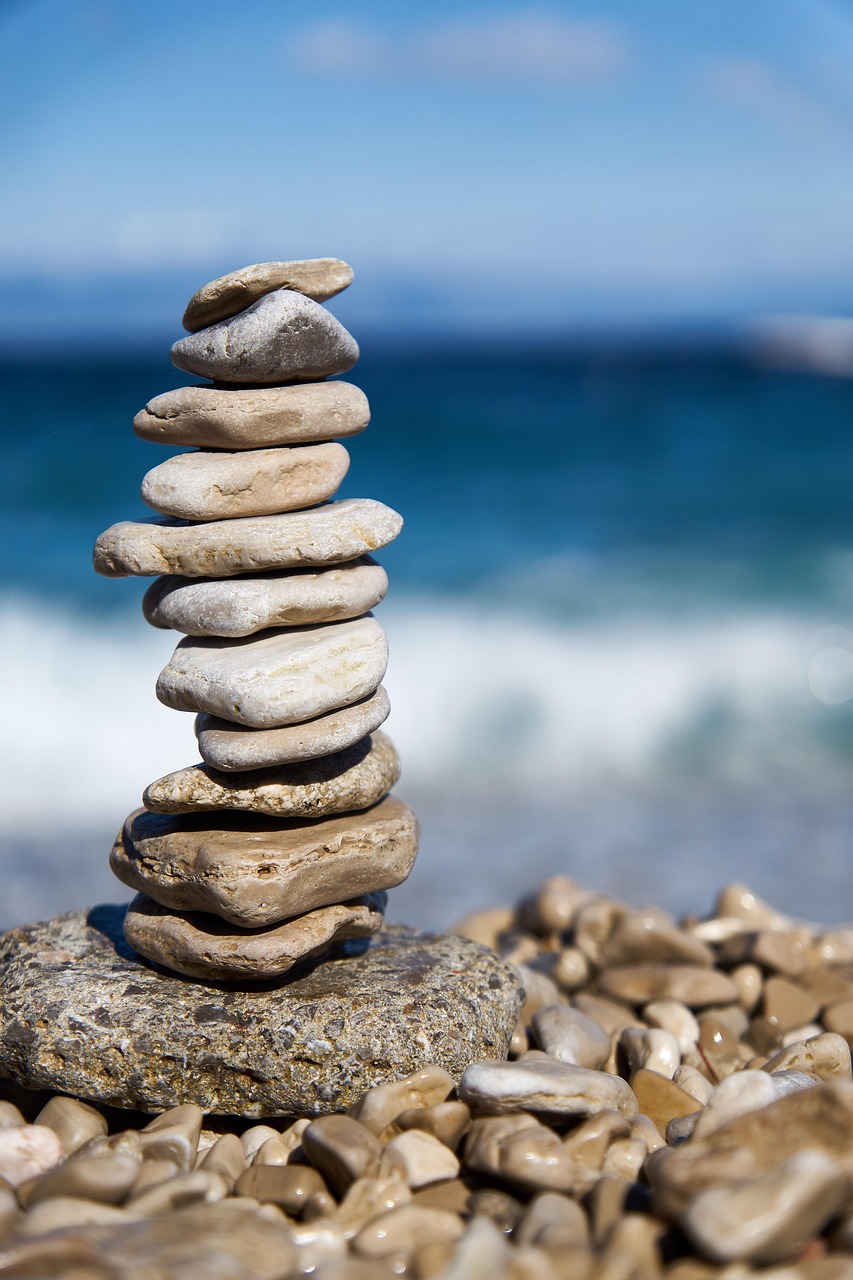 stones, rock, balance, balanced rocks, balanced stones, nature, riverbank, beach, meditation, zen, mindfulness, spirituality, harmony, sea